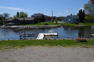 Sometimes life plans change! This lake home was briefly taken - photo 25