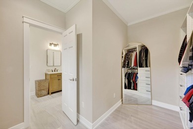 A Truly exceptional, fully reimagined home where modern luxury - photo 31