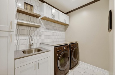 A Truly exceptional, fully reimagined home where modern luxury - photo 39