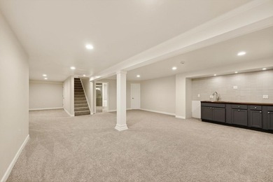 A Truly exceptional, fully reimagined home where modern luxury - photo 42