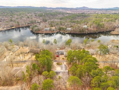 Welcome to your dream retreat, a single-level 3-bedroom, 2 - photo 3