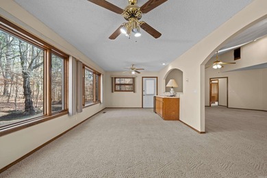 Welcome to your dream retreat, a single-level 3-bedroom, 2 - photo 8