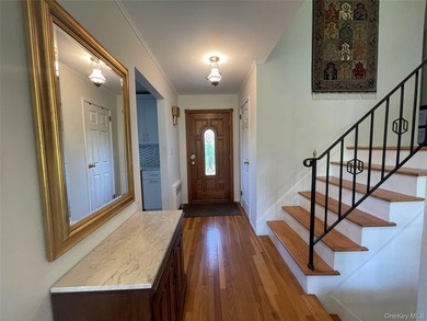 Welcome to this beautifully maintained split-level home located - photo 4