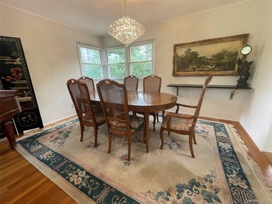 Welcome to this beautifully maintained split-level home located - photo 8