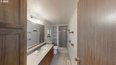 Discover this peaceful, exceptional property nestled in the - photo 17