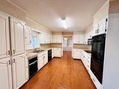 WATERFRONT traditional brick ranch home located on Palo Gaucho - photo 27