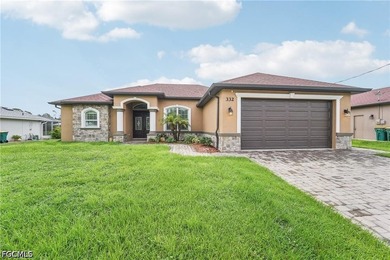 TURNKEY WATERFRONT PARADISE - NO FLOOD ZONE! 1-YEAR HOME - photo 1