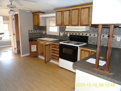 HUD Case # 105-667587. 3 Bedroom 2 Bath single family mobile - photo 9