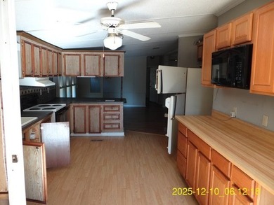 HUD Case # 105-667587. 3 Bedroom 2 Bath single family mobile - photo 10