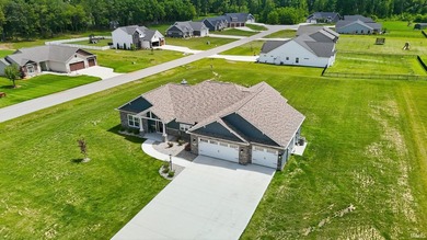 Welcome to 15 Kodak Lane, located in the desirable Sycamore Glen - photo 3
