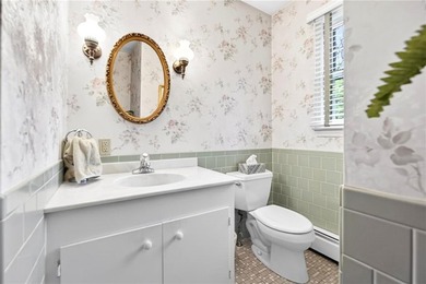 Rare Find! This beautiful 3br/2ba Colonial on Pine Hill Rd, a - photo 15