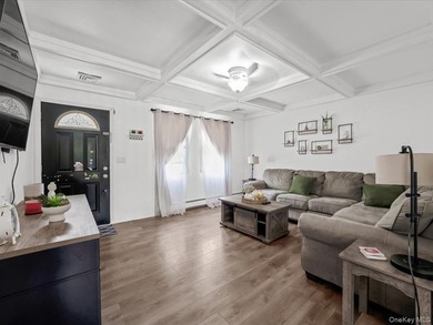 Welcome to 269 Carleton Dr E. Nice ranch located in a quiet - photo 4