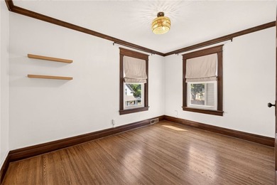 In the heart of Park Ave, THIS HOUSE HAS IT ALL!!! Welcome to 4 - photo 30