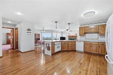 Escape to your own private slice of the countryside with this - photo 34