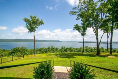 Heber Springs - Stunning lakeview estate on 15 acres w/ private