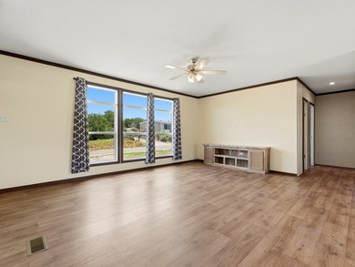 Nestled in the beautiful Texas Hill Country, this manufactured - photo 6