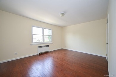 This charming home features 3 bedrooms and 2 full bathrooms - photo 10