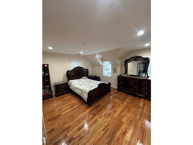 Move right into this beautifully maintained 4-bedroom, 4 - photo 11