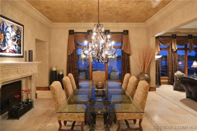 Prestigious Gated Waterfront Estate. Privacy, Distinction, and a - photo 15