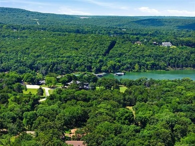 Calling all lake lovers with a soft spot for clever living-this - photo 16