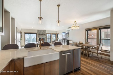 Luxury, one-of-a-kind ski-in/ski-out townhome at Schweitzer - photo 18