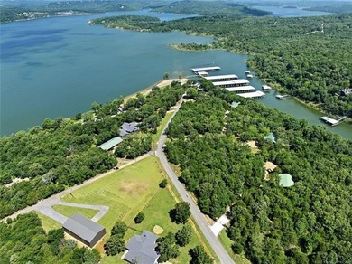 Calling all lake lovers with a soft spot for clever living-this - photo 19