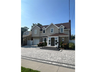 Move right into this beautifully maintained 4-bedroom, 4 - photo 21
