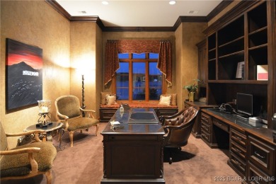 Prestigious Gated Waterfront Estate. Privacy, Distinction, and a - photo 22