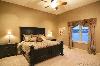Prestigious Gated Waterfront Estate. Privacy, Distinction, and a - photo 24