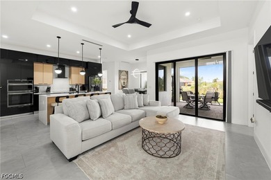 WELCOME TO THIS STUNNING LUXURIOUS WATERFRONT HOME...SPECTACULAR - photo 5