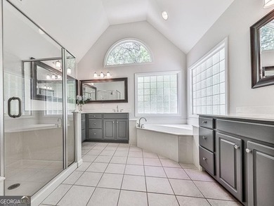 Welcome to your Forever home, where timeless elegance meets - photo 27