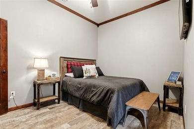 Calling all lake lovers with a soft spot for clever living-this - photo 29