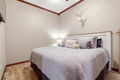 Calling all lake lovers with a soft spot for clever living-this - photo 35