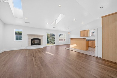 Welcome to this pristine 3-bedroom, 2-bath home located in one - photo 5
