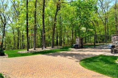 Prestigious Gated Waterfront Estate. Privacy, Distinction, and a - photo 37