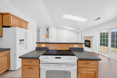 Welcome to this pristine 3-bedroom, 2-bath home located in one - photo 10