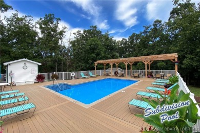 Prestigious Gated Waterfront Estate. Privacy, Distinction, and a - photo 44