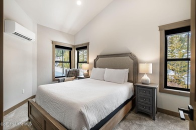 Luxury, one-of-a-kind ski-in/ski-out townhome at Schweitzer - photo 46