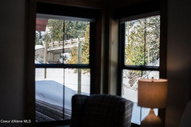 Luxury, one-of-a-kind ski-in/ski-out townhome at Schweitzer - photo 47