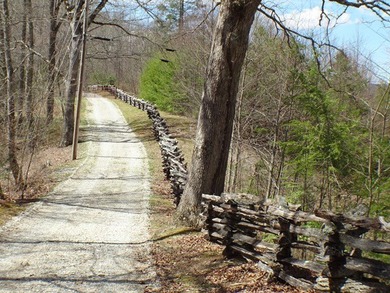 Come home to the peace and quiet of Windy Ridge where the - photo 4