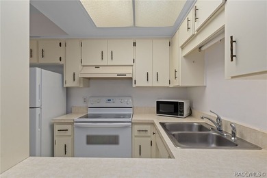 HOT NEW PRICE- NOW'S YOUR CHANCE!! Here's your opportunity to - photo 16