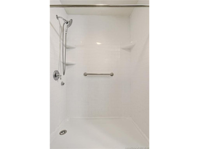 2 Bedroom, 1 bath Pocket Home located in the Charming Villas of