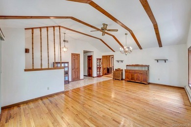 Once-in-a-lifetime opportunity to own a spectacular residence - photo 21