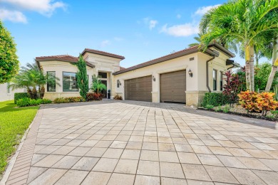 Lake Home For Sale in Delray Beach, Florida