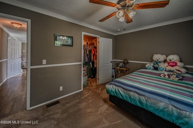 Escape to your own private lakeside retreat! Nestled on 1.3 - photo 25