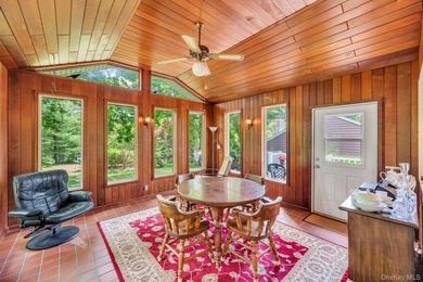 Once-in-a-lifetime opportunity to own a spectacular residence - photo 29