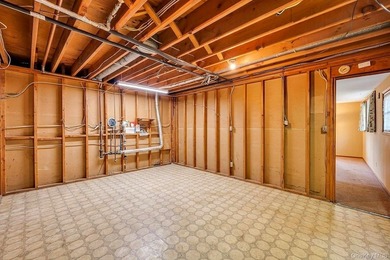 Once-in-a-lifetime opportunity to own a spectacular residence - photo 43