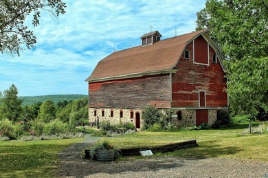 Blue Vista Farm, as this beloved property is known, presents an - photo 2