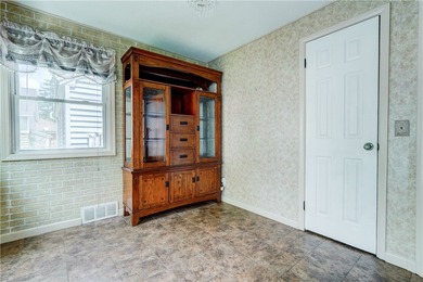 WELCOME HOME! Summer is here, and this charming 4-bedroom, 1 - photo 12