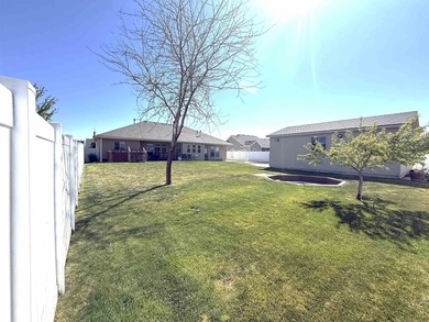 This ONE owner, custom built home, features large picture - photo 29